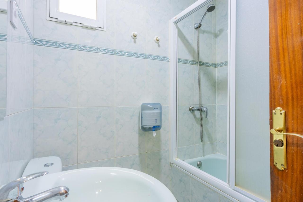 Ideal Hostel Madrid Dış mekan fotoğraf
