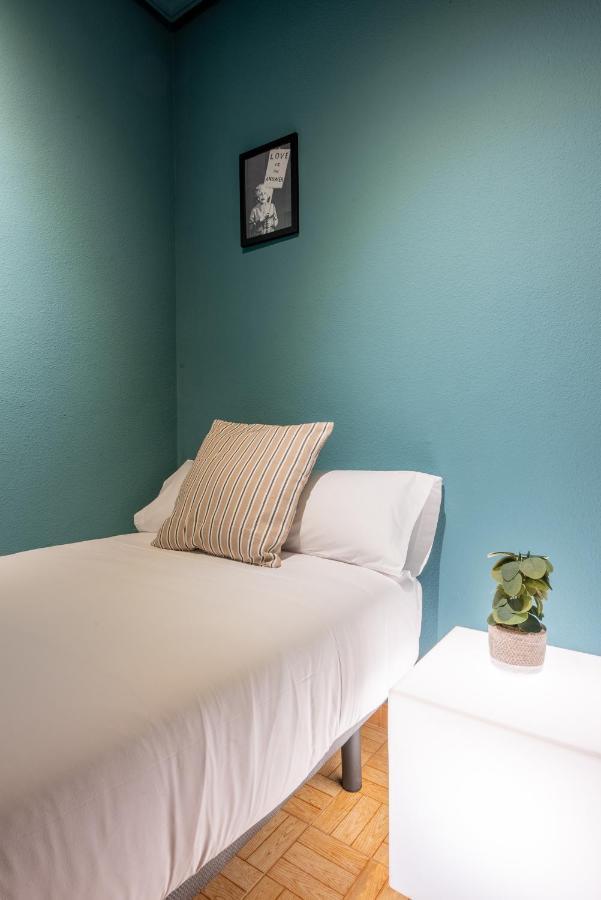 Ideal Hostel Madrid Dış mekan fotoğraf