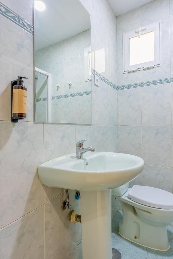 Ideal Hostel Madrid Dış mekan fotoğraf
