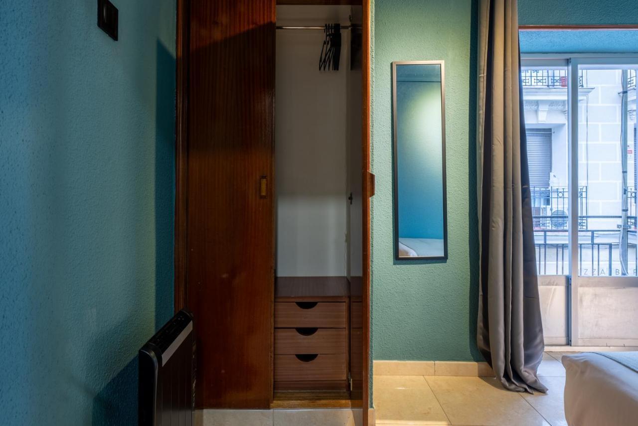 Ideal Hostel Madrid Dış mekan fotoğraf